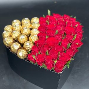 מארז מתוק ורדים + פררה